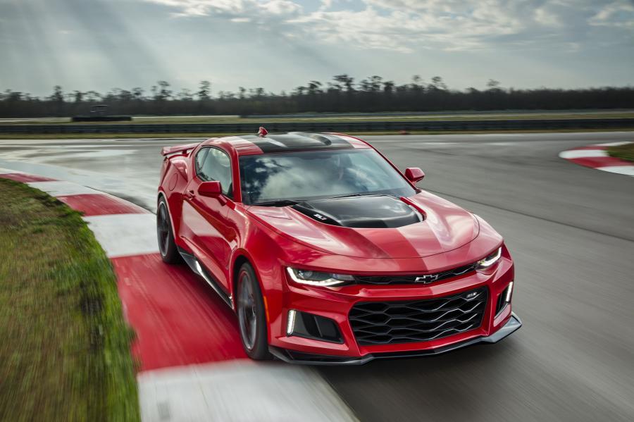  Chevrolet Camaro ZL1 2016 года  (фото 30 из 38)